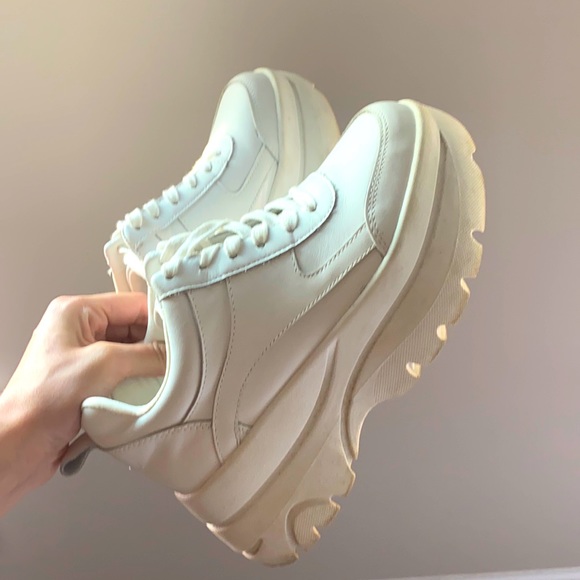 Steve Madden | Shoes | Steve Madden Hansel White Platform Sneakers |  Poshmark